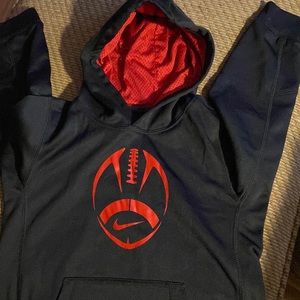 Boys size 7 Nike hoodie.